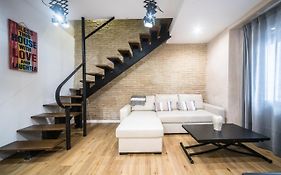 Rey De Sevilla Flats - Duplex Museo